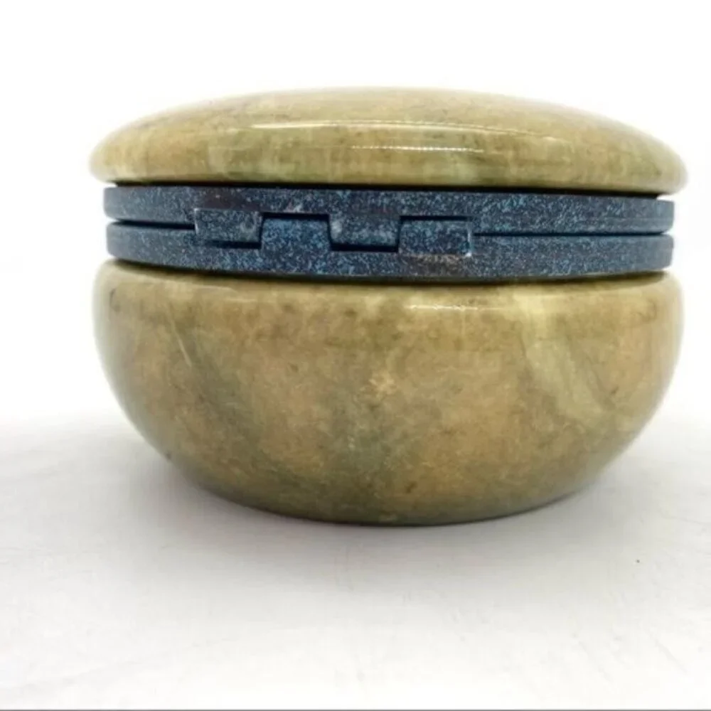 Vintage Italian Genuine Hand Carved Round Alabaster Trinket Box